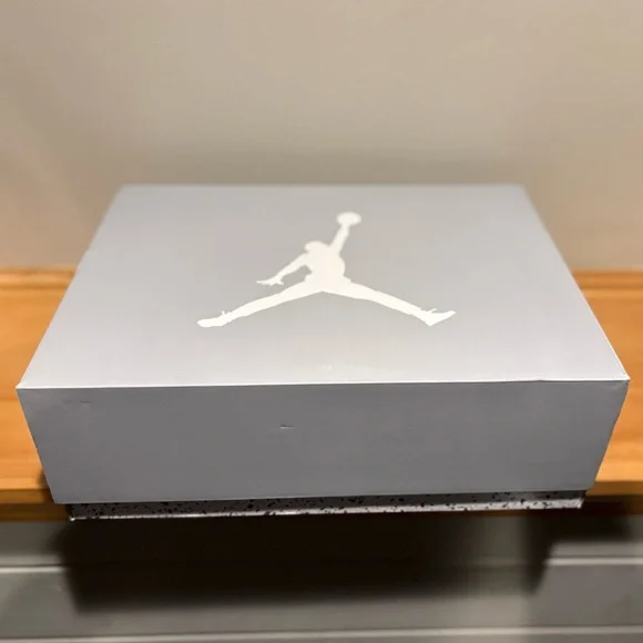 Jordan 5 Wolf Grey 2026 Size 12.5 - Picture 7 of 7
